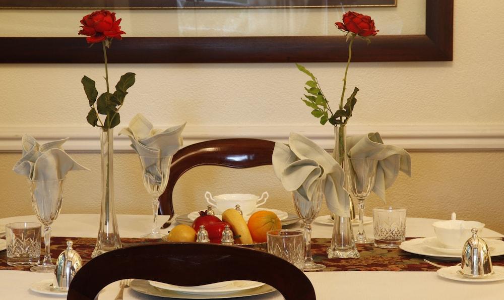 Bed and Breakfast Carslogie House Порт-Элизабет Экстерьер фото